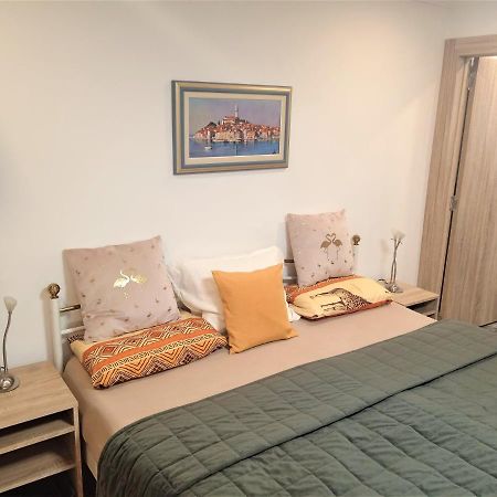Apartman Speranza Ровінь Екстер'єр фото