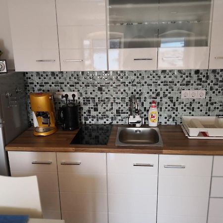 Apartman Speranza Ровінь Екстер'єр фото