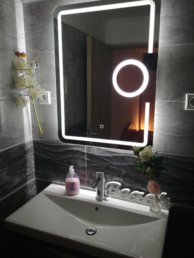Apartman Speranza Ровінь Екстер'єр фото
